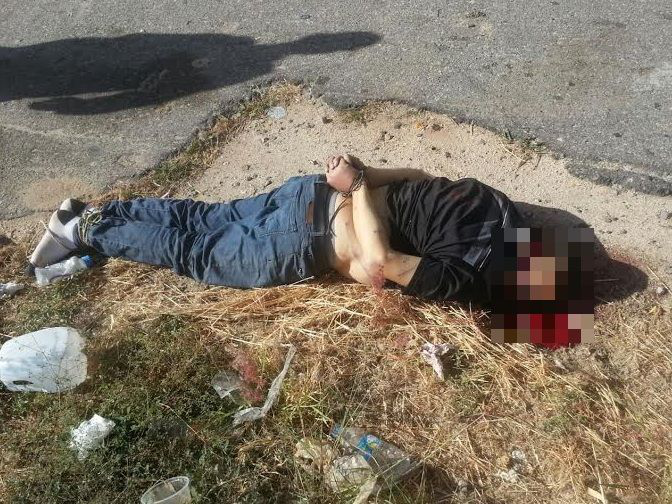 Ejecutan a otro hombre el día de las madres en La Paz BCS; lo tiraron en la carretera Ejecutan a otro hombre el día de las madres en La Paz BCS; lo tiraron en la carretera
