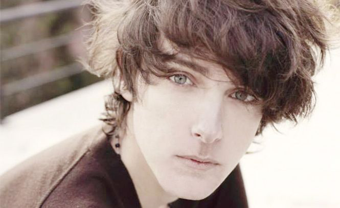 Hijo de Cerati critica biografía de su padre en aniversario de su nacimiento