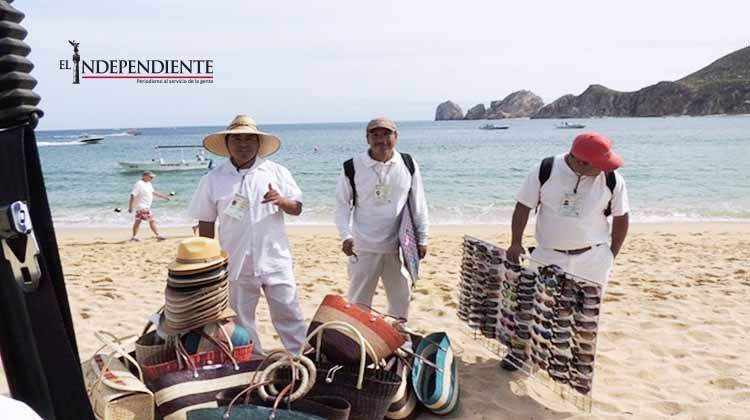 PROFEPA retira 661 vendedores ambulantes en playas