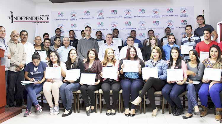 Entrega de Constancias Diplomado en “Entretenimiento Deportivo”