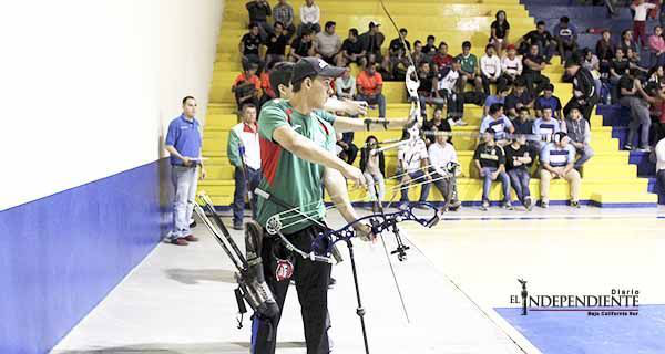 Inauguran las ligas deportivas universitarias