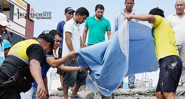 México envía misión de rescate a Ecuador por terremoto