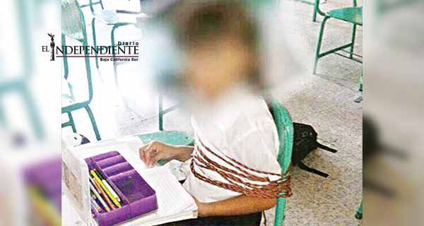 Maestra amarra a niña de primero de primaria, por ‘inquieta’
