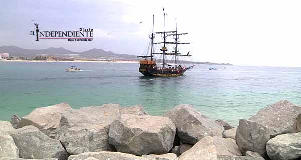 Sorprende a sanluqueños la primera lluvia de la temporada