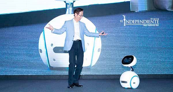 Crean robot de compañía para niños y adultos mayores