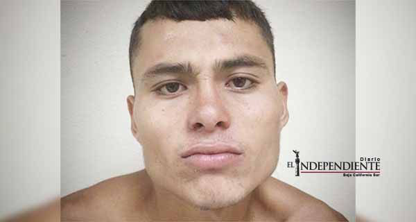 Apuñala y les saca los ojos a su mamá y abuelita; lo ordenó el diablo, dice