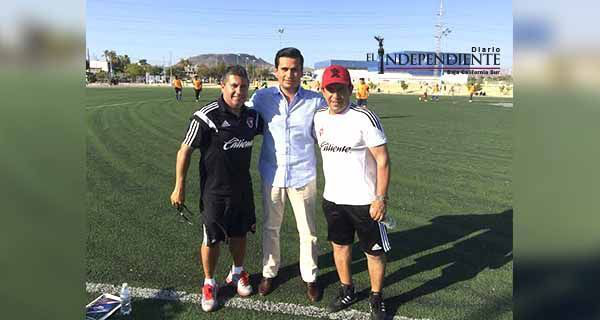 Doscientos jóvenes acudieron a visorias de Xolos B.C.S.