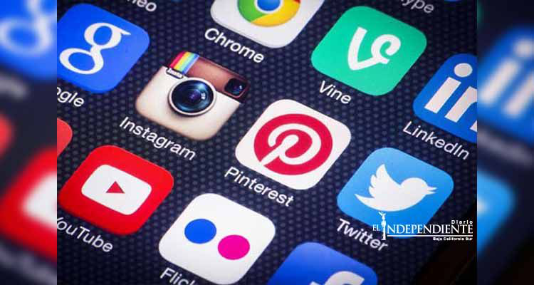 Bloqueo de redes sociales: Medida para evitar que alumnos argelinos copien en exámenes