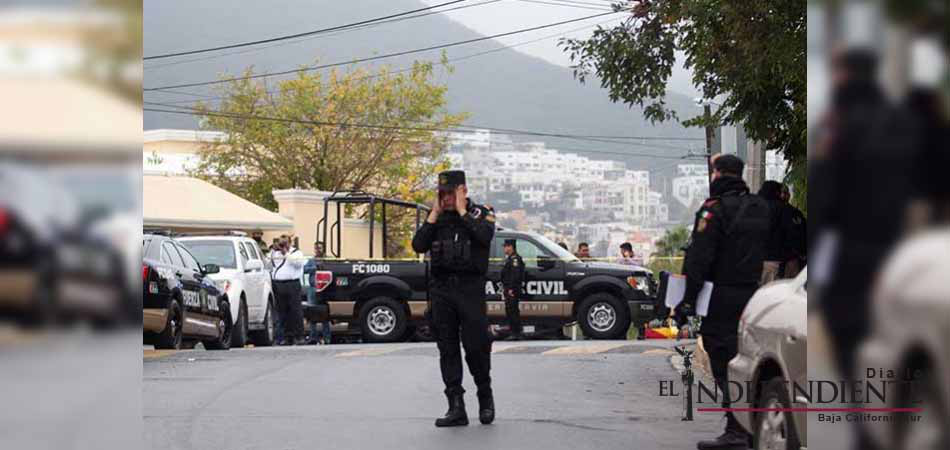 Catean domicilio en que vivía agresor de colegio en Monterrey