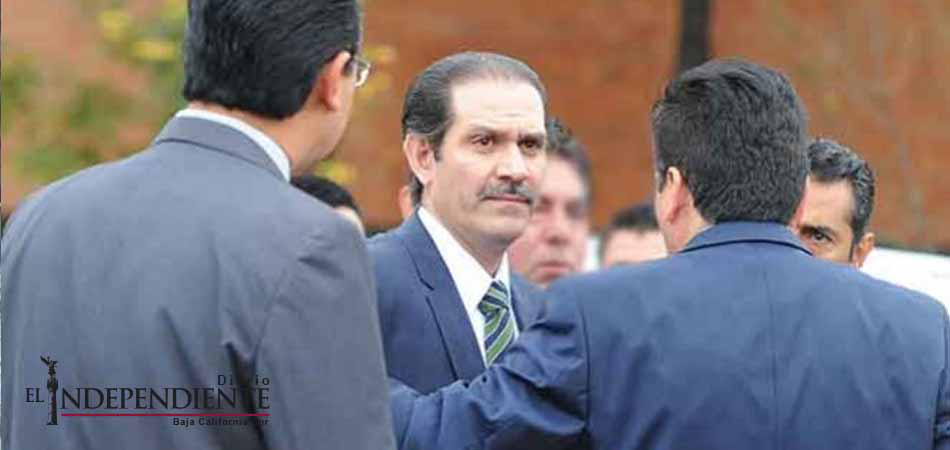 Por huelga de hambre, Guillermo Padrés sólo toma agua y miel: CNDH