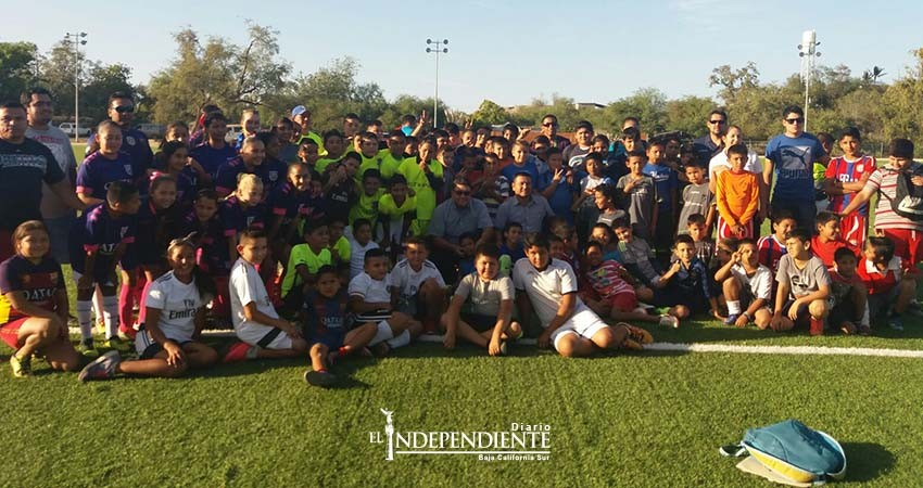 Inauguran en Los Cabos torneo mixto de fútbol infantil 