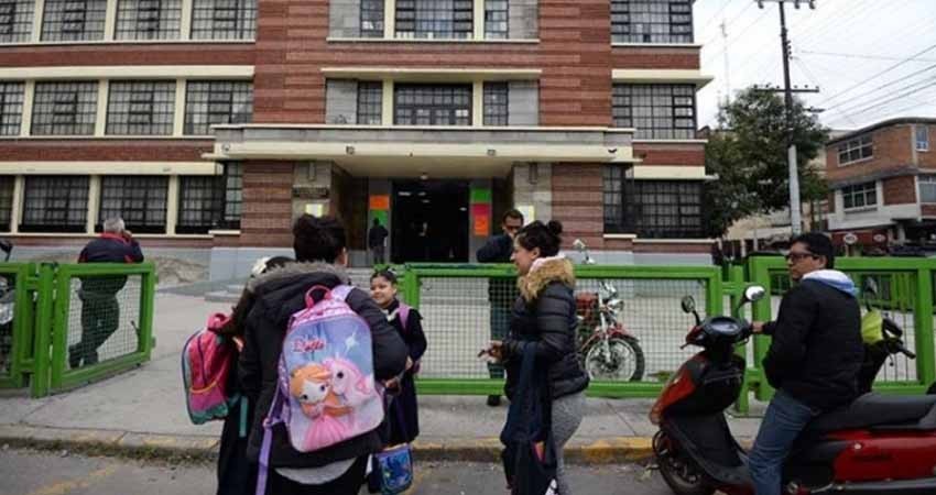 Más de 82 mil escuelas tendrán clases este lunes tras sismo: SEP