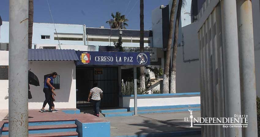 Realizan operativo en el Cereso de La Paz