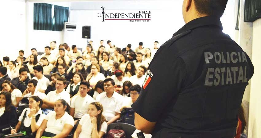 Importante que padres supervisen el uso de internet de sus hijos: SSP