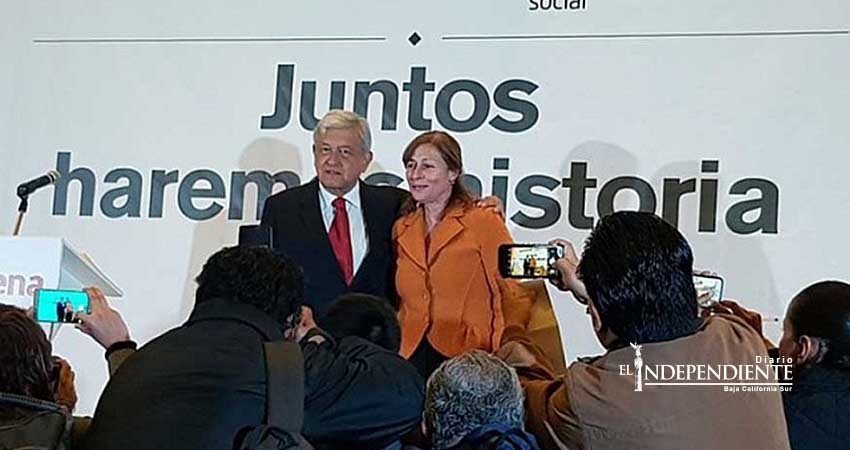 Hija de Manuel Clouthier va con AMLO a campaña presidencial