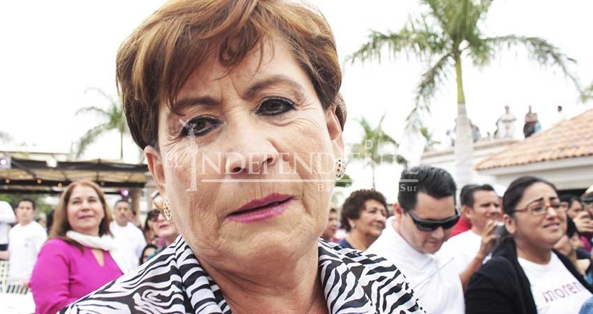 Ángel Jiménez goza de 2 sueldos por ser hijo del titular de SEP, advierte Rosa Delia