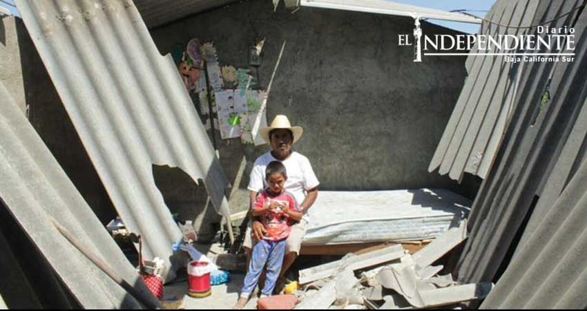 Suman cuatro mil casas dañadas por sismo de 7.2 en Oaxaca