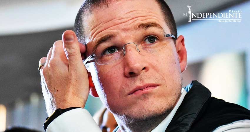 PGR invita a Anaya a declarar; el candidato se opone