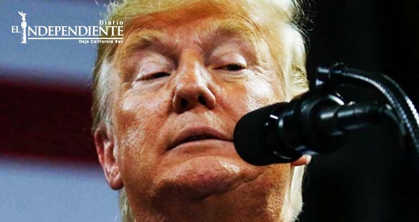 Acusa Trump a exabogado de mentiroso; niega delitos