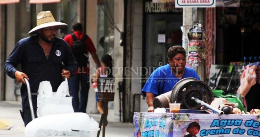 Alista López Obrador nuevo plan económico en la frontera con EU
