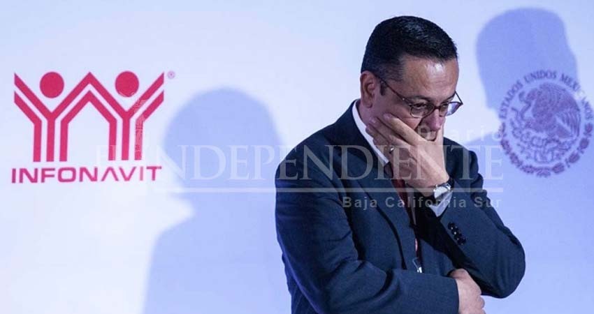 Exdirector del IMSS solicita reincorporarse al Senado