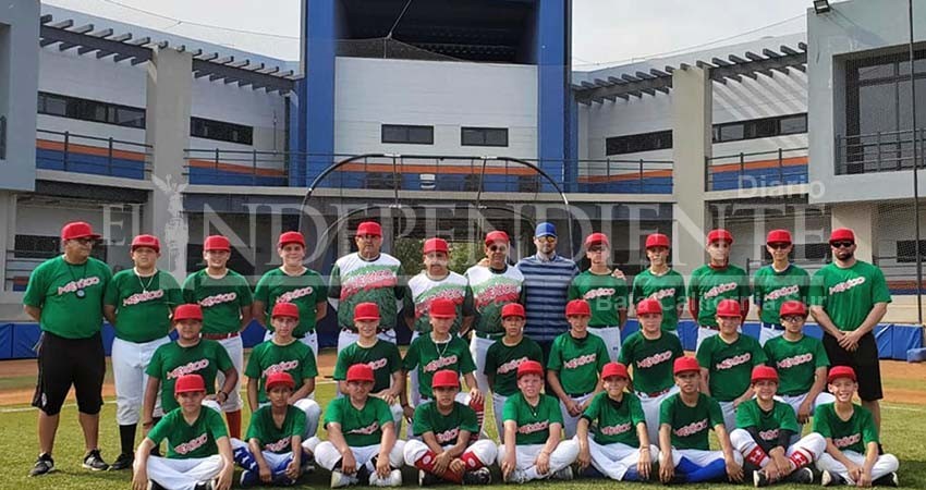 Entrena Edwin Villavicencio para el Mundial U12
