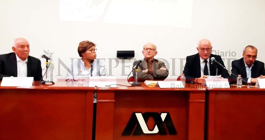 Donan al INAH archivo de la Tendencia Democrática del Suterm