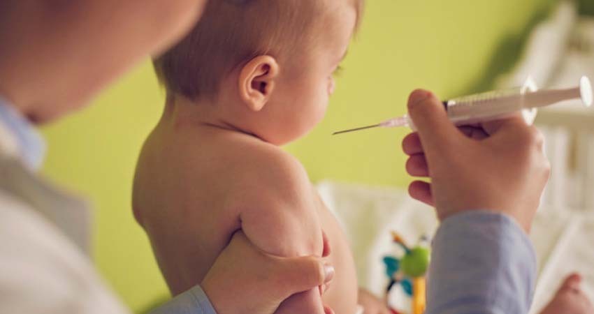 Esta vacuna puede salvar la vida de tu hijo, ¿la tiene?