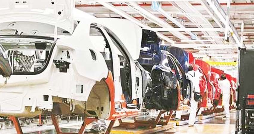 Prevén reabrir economía en sectores ligados a EU