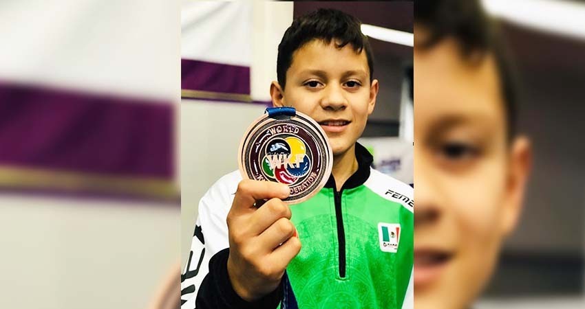 Otorgan el Read a Daniel Cruz y Daniela Estrada