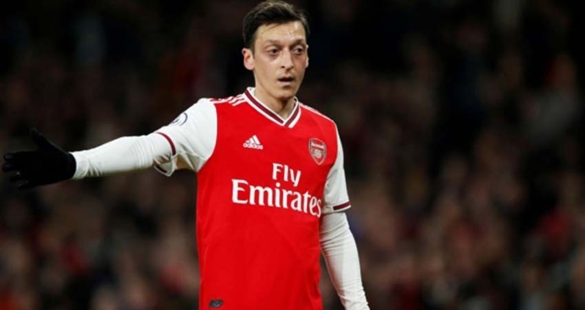 Mesut Özil confirma su llegada al Fenerbahce