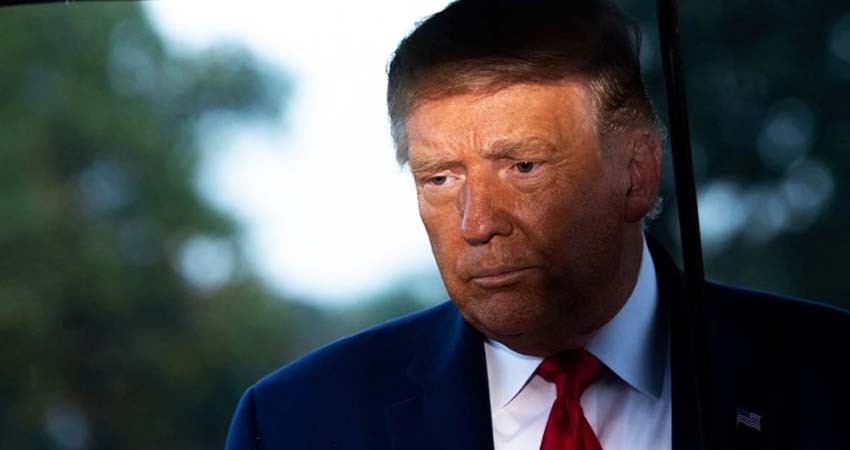 Trump pide que 'recen' por el éxito del gobierno de Biden