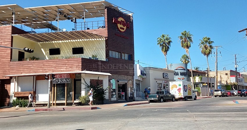 Sin apoyo al gremio, Semáforo de Salud sepulta la vida nocturna