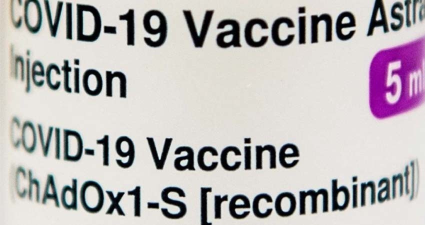 Francia aconseja no aplicar vacuna AstraZeneca a mayores de 65 años