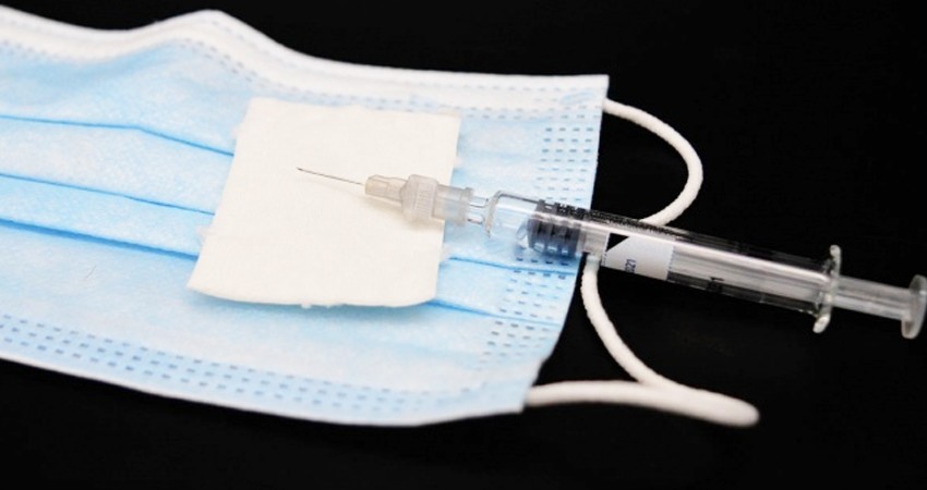 Indonesia dará vacuna covid a 5 mil periodistas; agradecen labor informativa