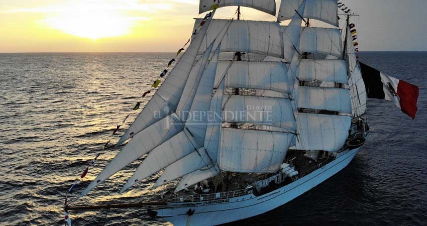 El Buque Escuela “Cuauhtémoc” inicia travesía hacia Los Cabos