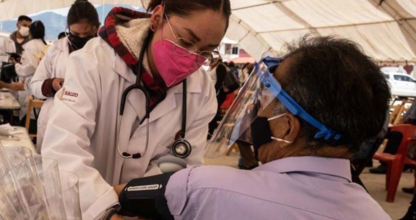 Regreso a clases será en mayo, aquí fechas de vacunación a maestros