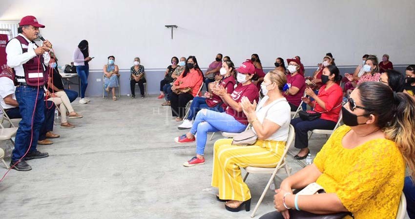 Programas para mujeres emprendedoras, capacitaciones y más centros de desarrollo infantil para hijos de madres trabajadoras, compromete Oscar Leggs