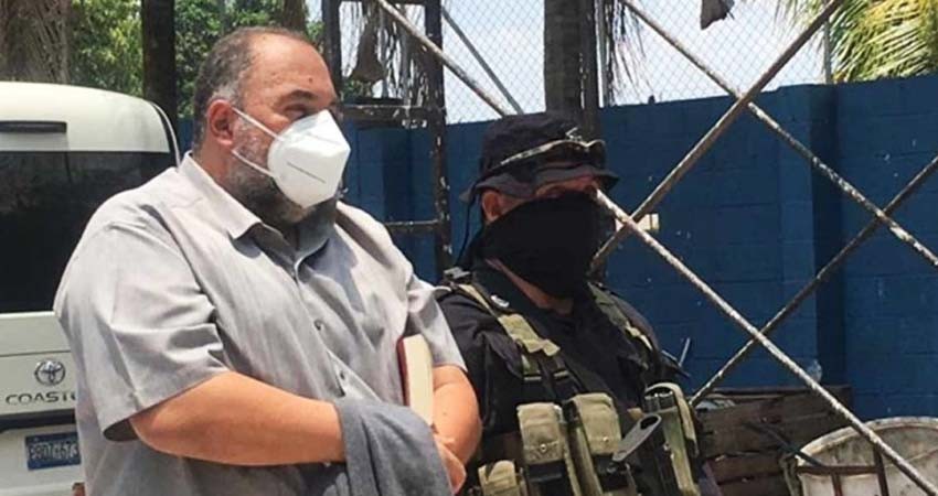 Detienen en El Salvador a alcaldes, policías por corruptos