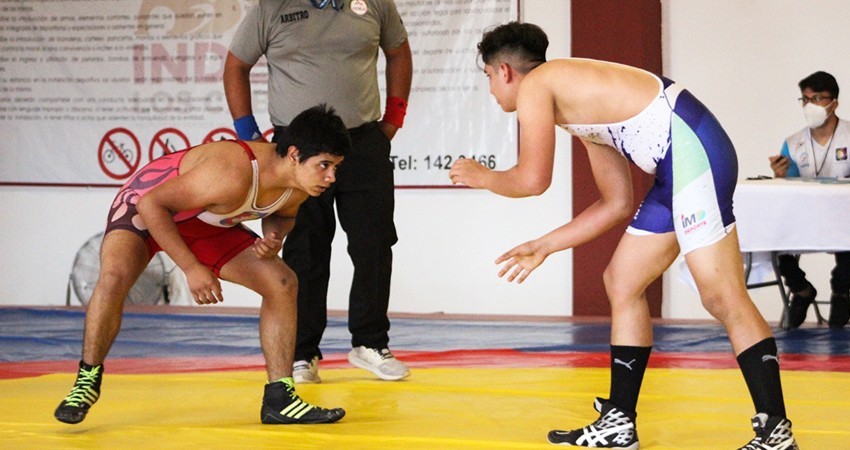 Alistan seleccionados de luchas participación nacional