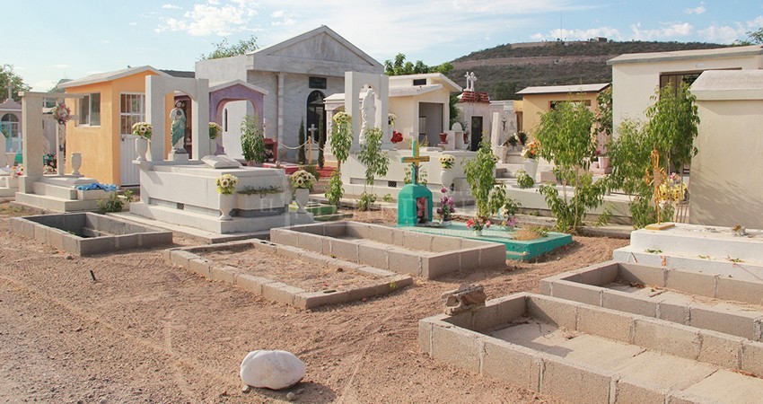 Permanecerán cerrados los panteones municipales el Día de las Madres