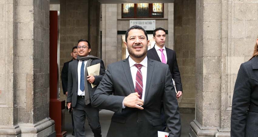 Martí Batres acusa a consejero de alentar la compra del voto