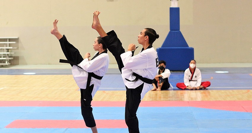 Van Taekwondoínes Sudcalifornianos tras la calificación a nacionales CONADE