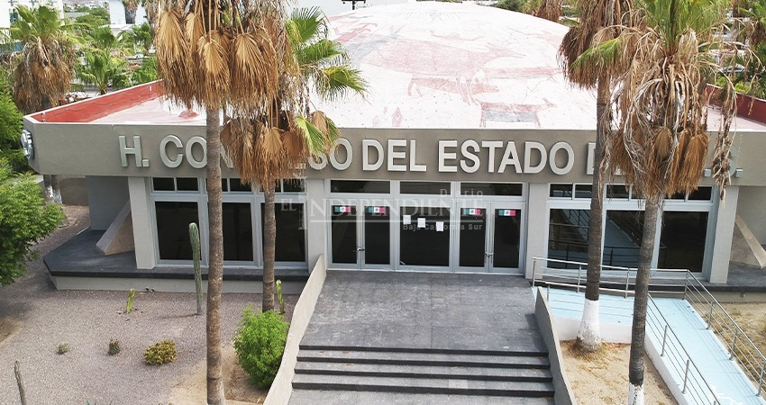 La próxima legislatura no estará sobrerrepresentada por mujeres: TEE