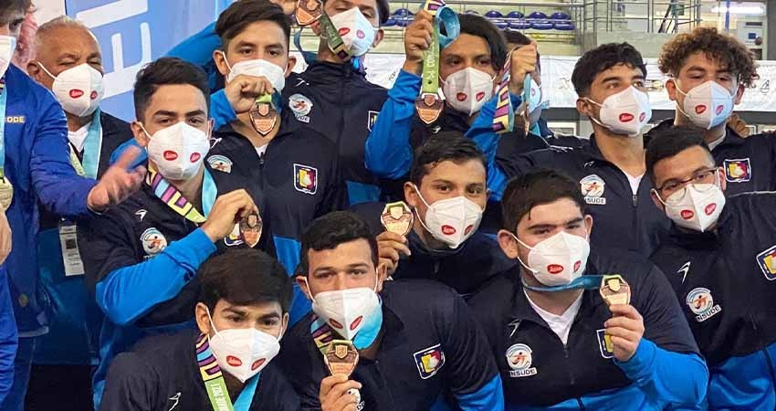 Polo Acuático de BCS se lleva bronce en los nacionales de CONADE