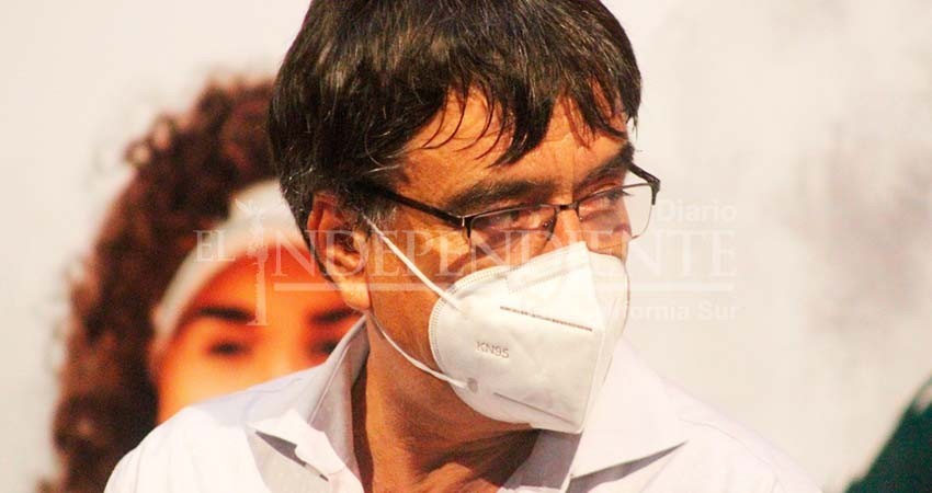 “Les recuerdo que yo soy el presidente”: Óscar Leggs