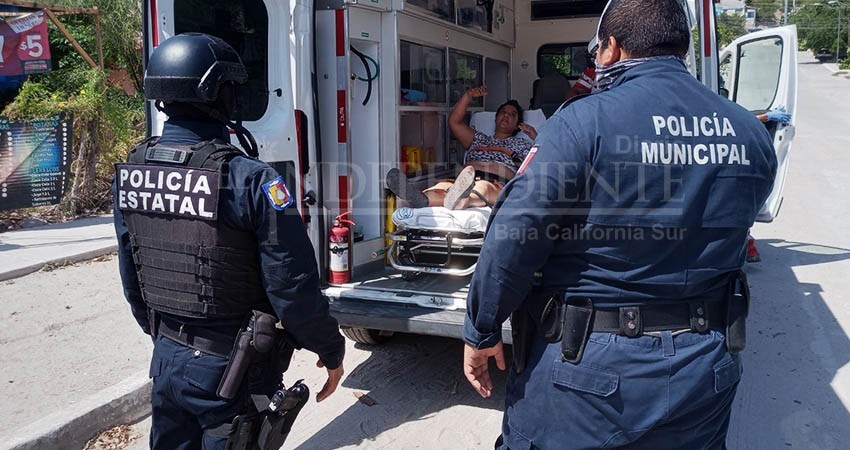 Mujer sufre quemaduras de segundo grado por explosión de aerosol
