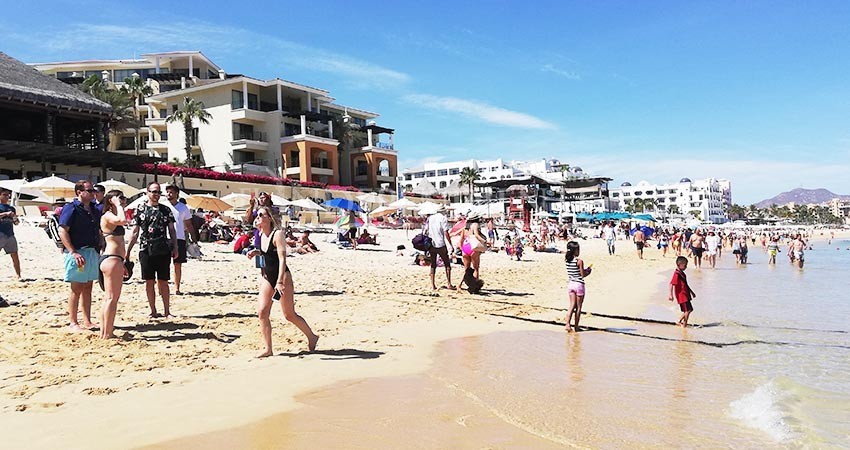 Los Cabos, de los destinos de playa más elegidos para el mega puente del Día de Muertos