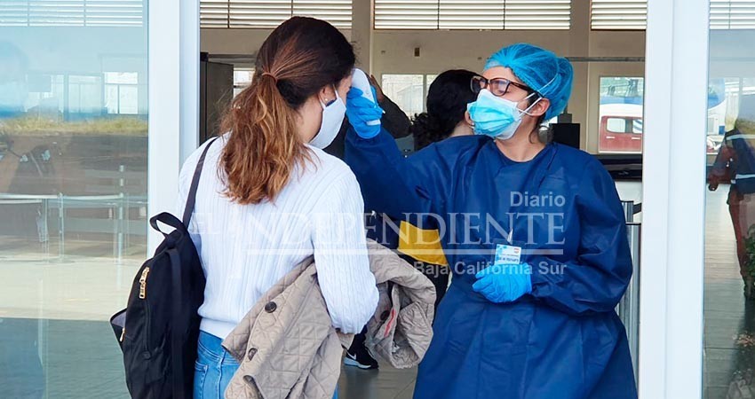 Confirman presencia de Ómicron en California, el mayor emisor de viajeros a Los Cabos