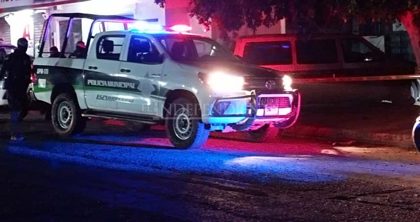 Sobre la banqueta fallece septuagenario en La Paz